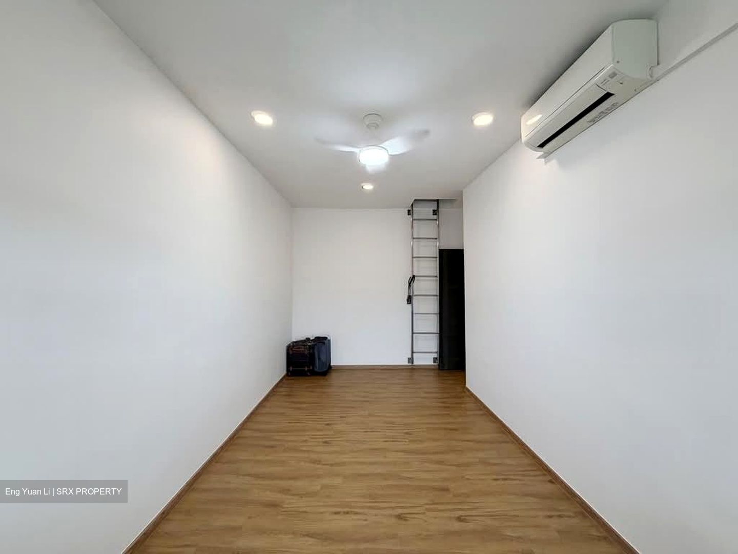 Sennett Estate (D13), Terrace #568280821